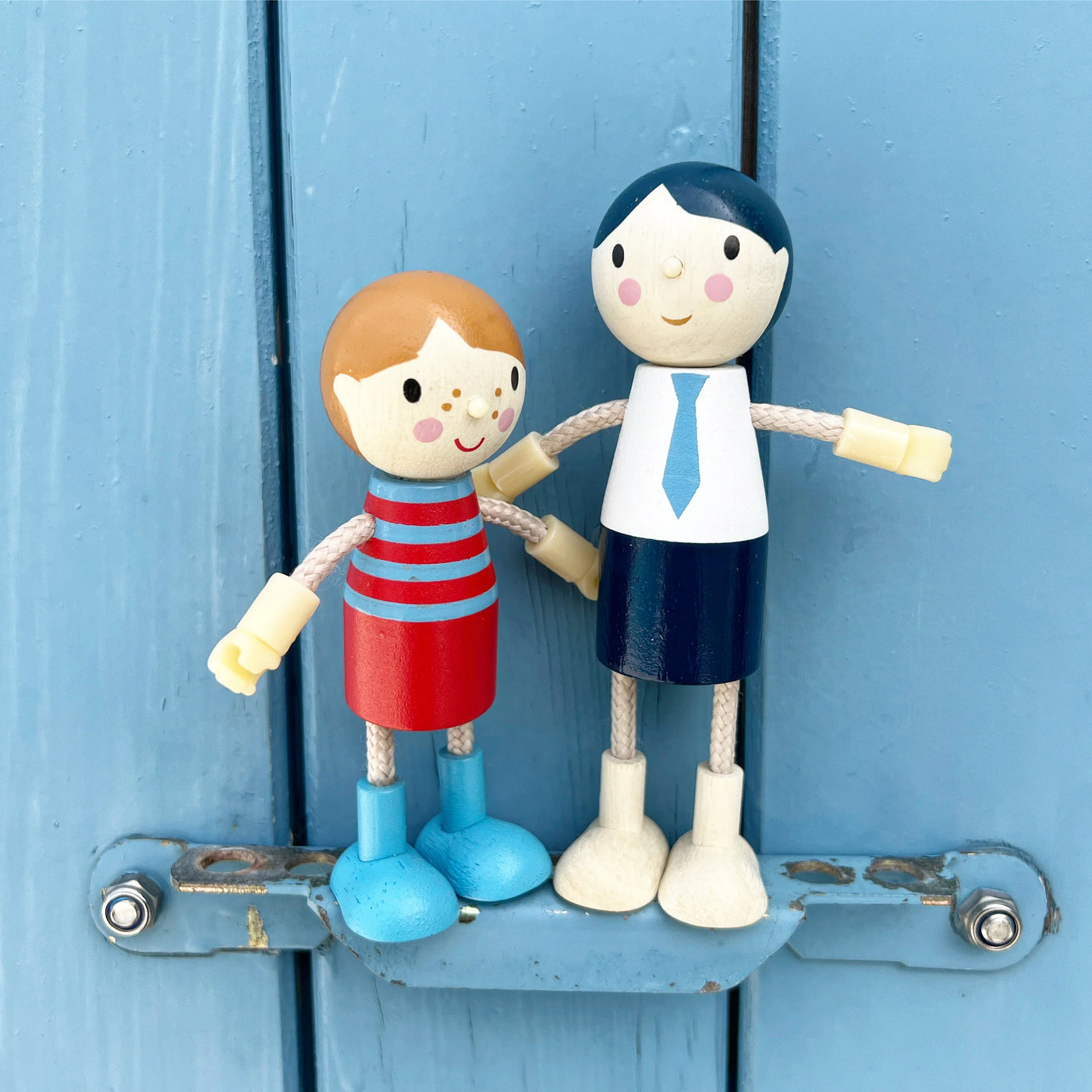 Tender Leaf Doll Family