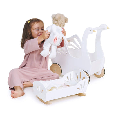 Tender Leaf Sweet Swan Dolly Bed